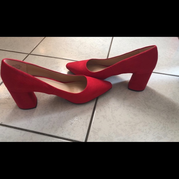 Heel shoes - Picture 2 of 3